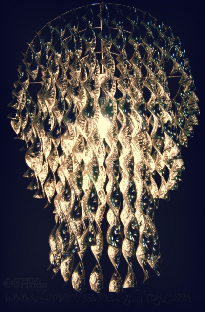 Fireskull Flaming ceiling lamp in skull shape